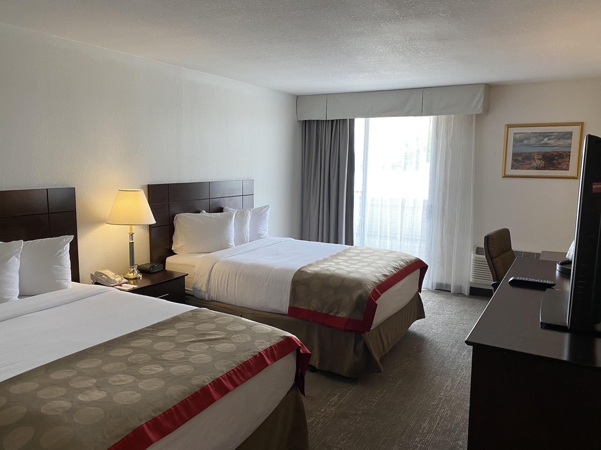 Ramada By Wyndham Albuquerque Midtown Hotel Exterior photo