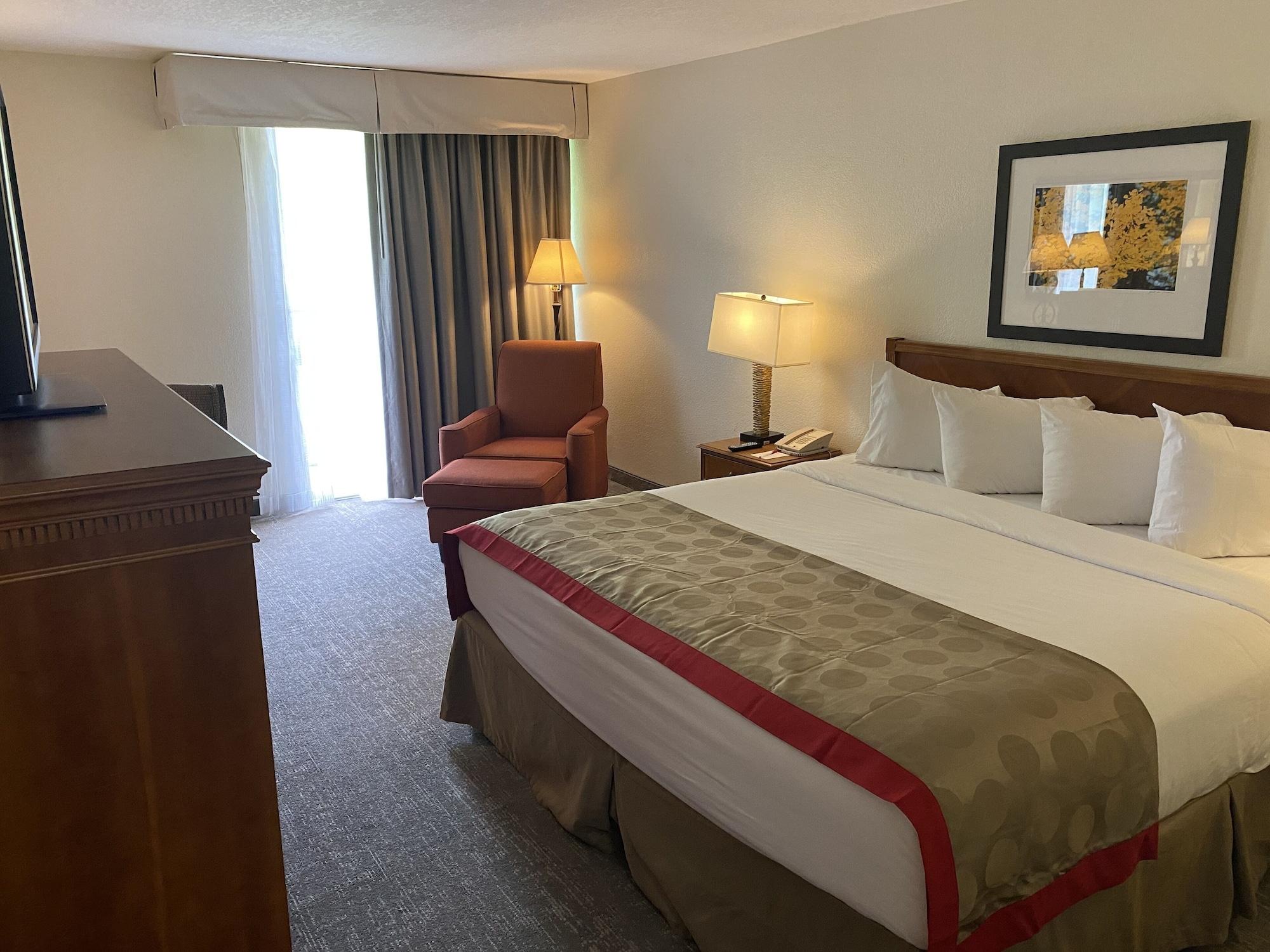Ramada By Wyndham Albuquerque Midtown Hotel Exterior photo